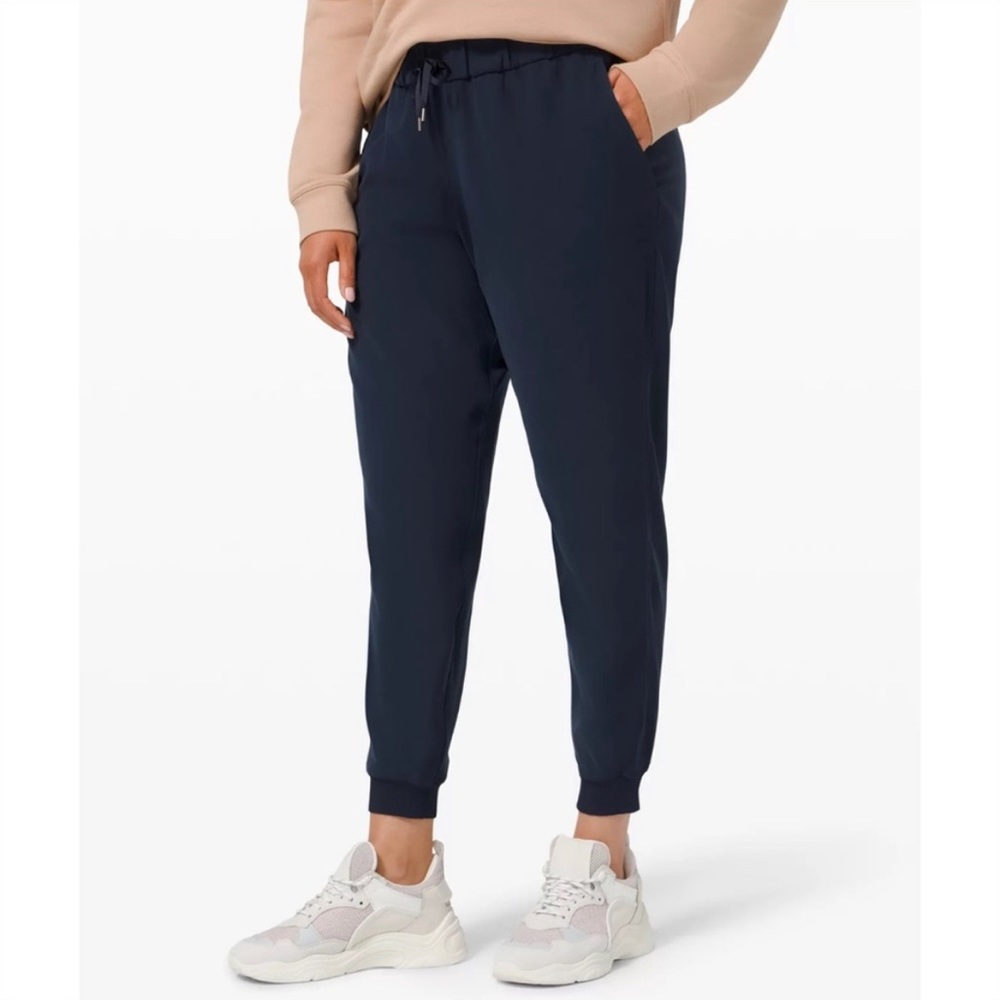 Lululemon Dance Studio Mid-Rise Joggers Full Length NWOT